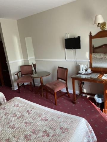 Monaghans Harbour Hotel ناس المظهر الخارجي الصورة